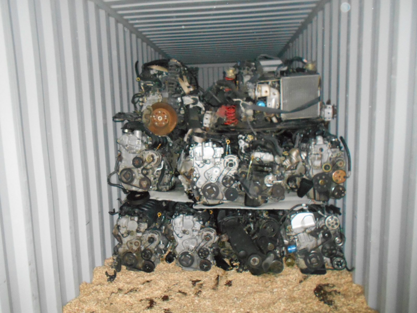 Used auto parts export to Malaysia